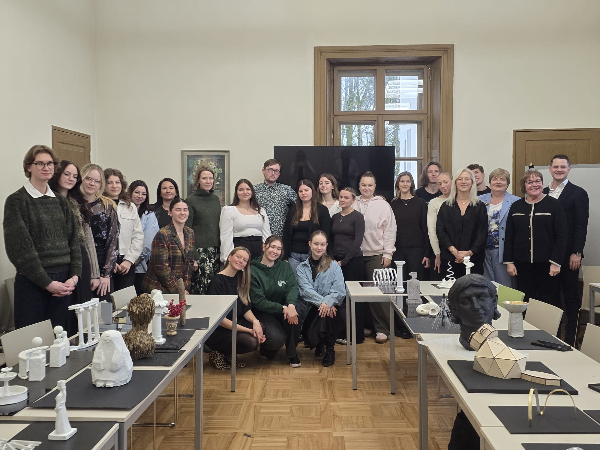 Vecbebru muižas parkam – 11 projekti